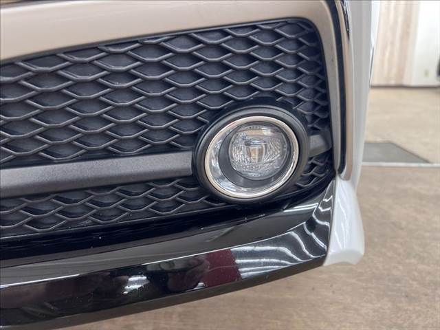 TOYOTA CROWN SEDAN HYBRID 2021 Image 31