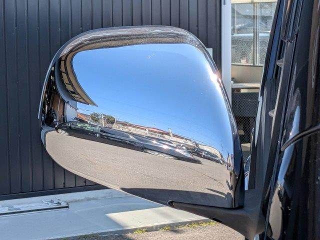 TOYOTA HIACE VAN 4WD 2016 Image 31