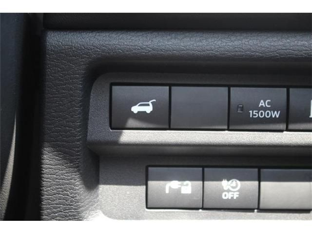 MITSUBISHI OUTLANDER PHEV 2024 Image 31