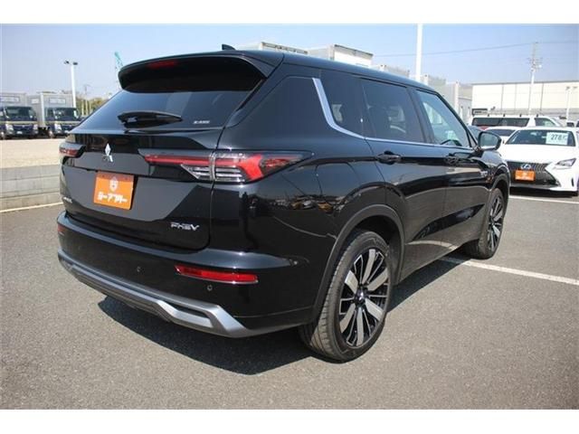 MITSUBISHI OUTLANDER PHEV 2024 Image 31