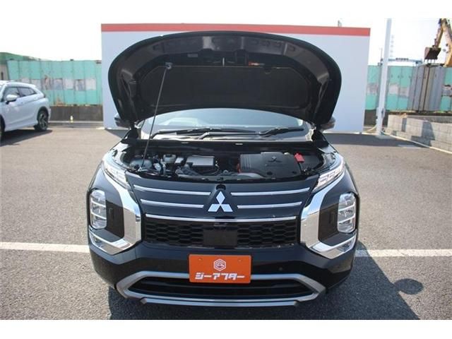 MITSUBISHI OUTLANDER PHEV 2024 Image 31