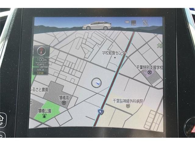 TOYOTA PRIUS PHV 2017 Image 31