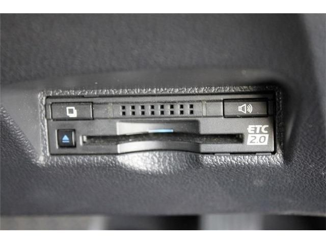 TOYOTA PRIUS PHV 2017 Image 31