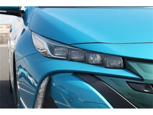 TOYOTA PRIUS PHV 2017 Image 31