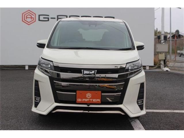 TOYOTA NOAH 2018 Image 31