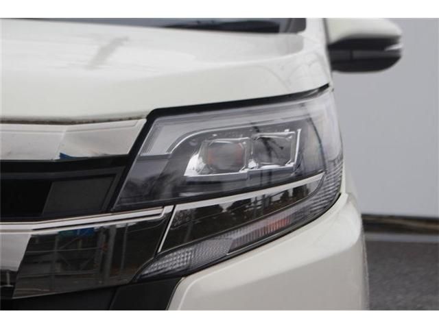 TOYOTA NOAH 2018 Image 31