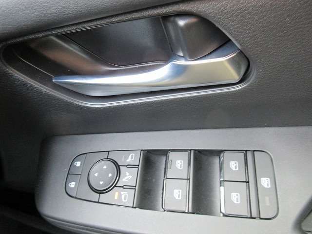 NISSAN SERENA  WG 2025 Image 31