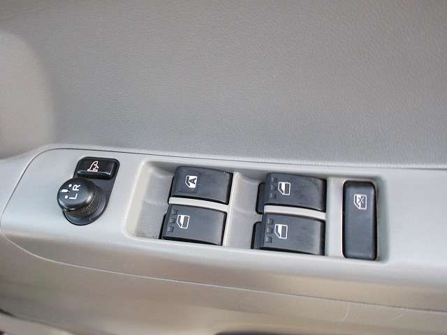 DAIHATSU MOVE CONTE 2013 Image 31