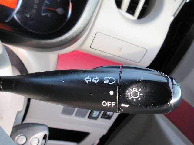 DAIHATSU MOVE CONTE 2013 Image 31