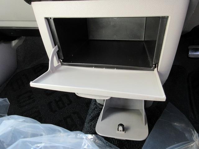 DAIHATSU MOVE CONTE 2013 Image 31