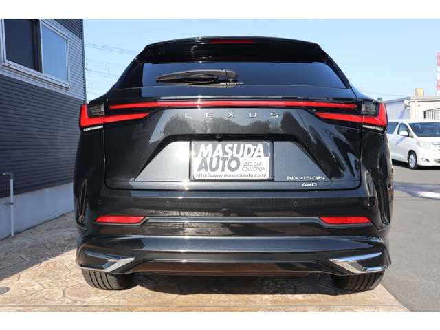 TOYOTA LEXUS NX450H+ AWD 2023 Image 31