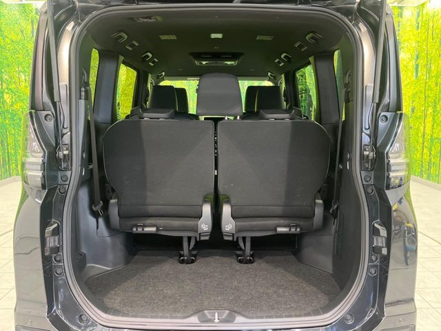 TOYOTA VOXY 2023 Image 31