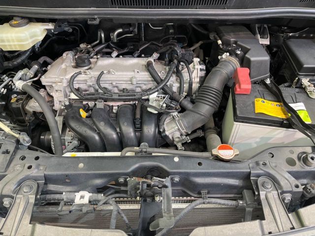 TOYOTA NOAH 2016 Image 31