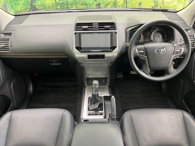 TOYOTA LANDCRUISER PRADO 2023 Image 31