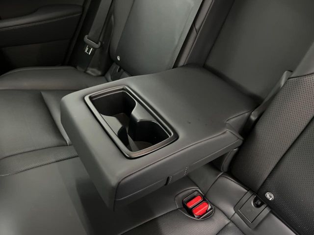 TOYOTA CROWN SPORT 2023 Image 31