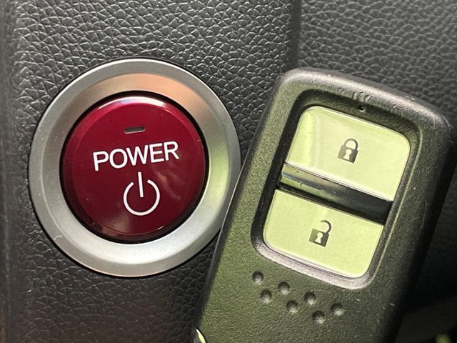 HONDA FIT HYBRID 2013 Image 31