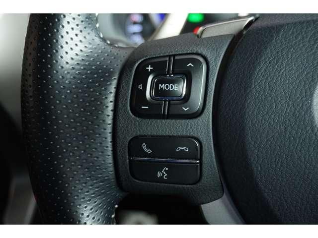 TOYOTA LEXUS NX300H 2019 Image 31