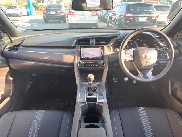 HONDA CIVIC HATCHBACK 2019 Image 31