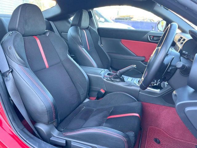 TOYOTA GR86 2022 Image 31