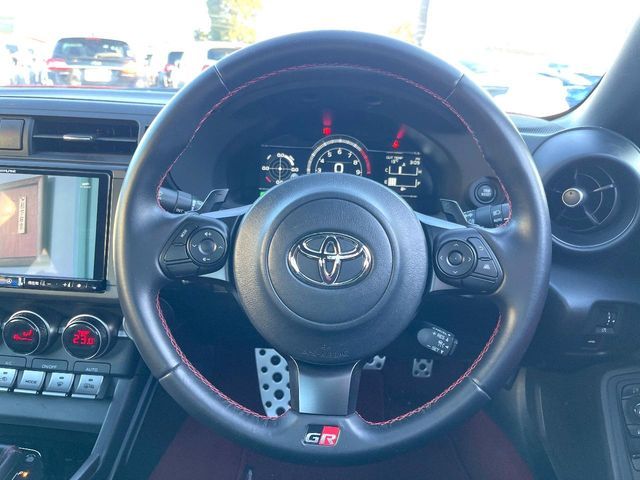 TOYOTA GR86 2022 Image 31