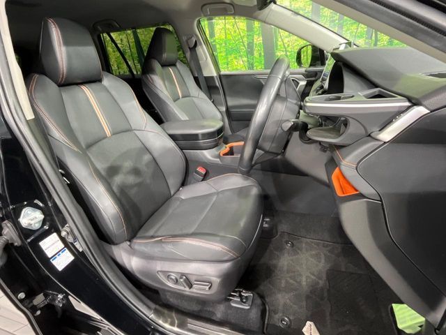 TOYOTA RAV4 HYBRID 4WD 2022 Image 31