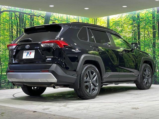 TOYOTA RAV4 HYBRID 4WD 2022 Image 31