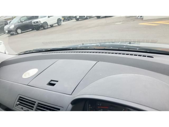 MAZDA DEMIO 2006 Image 31