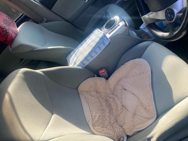 TOYOTA PRIUS ALPHA 2013 Image 31