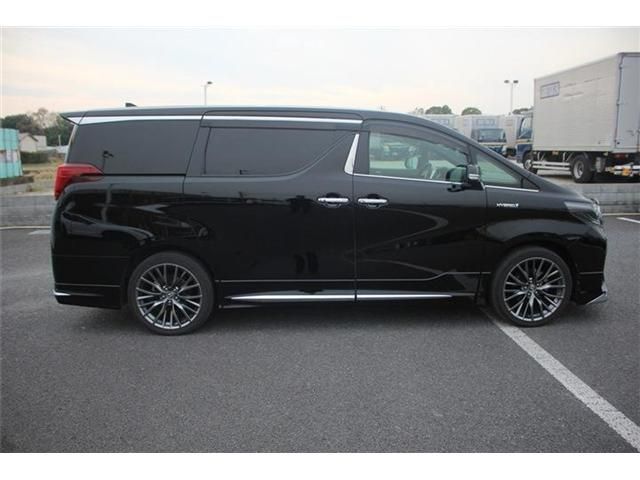 TOYOTA ALPHARD HYBRID 4WD 2018 Image 31
