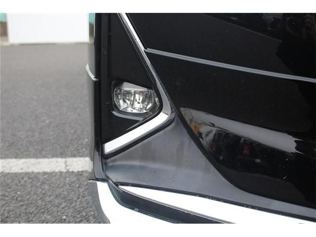 TOYOTA ALPHARD HYBRID 4WD 2018 Image 31