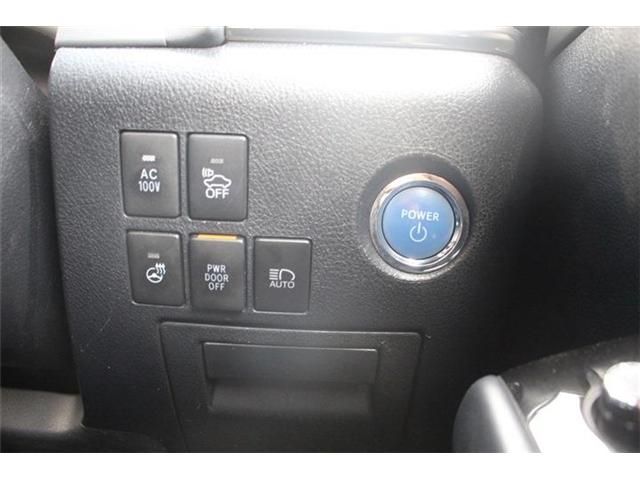 TOYOTA ALPHARD HYBRID 4WD 2018 Image 31