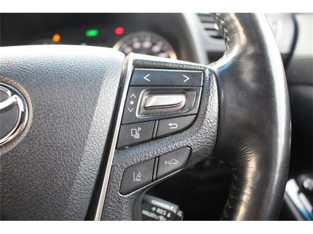 TOYOTA ALPHARD HYBRID 4WD 2018 Image 31