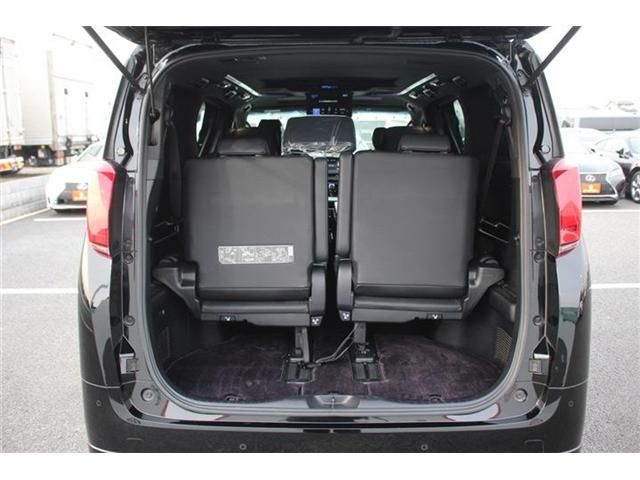 TOYOTA ALPHARD HYBRID 4WD 2018 Image 31