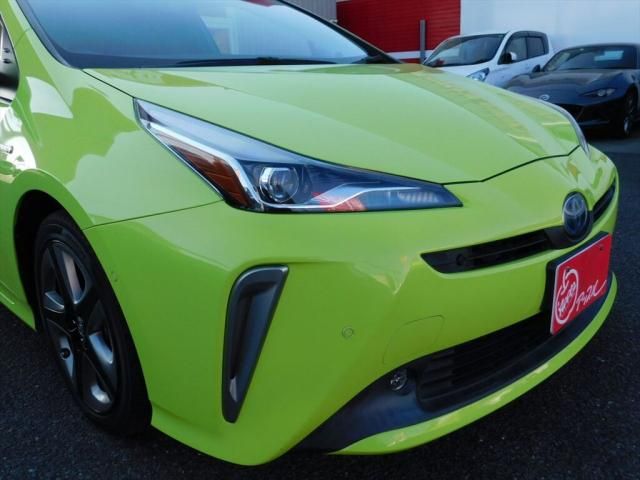TOYOTA PRIUS 2018 Image 31