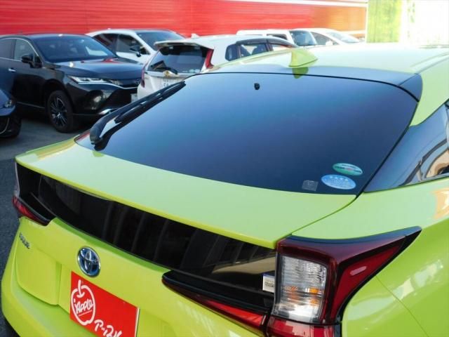 TOYOTA PRIUS 2018 Image 31