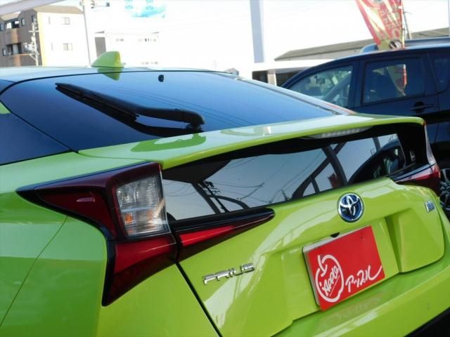 TOYOTA PRIUS 2018 Image 31