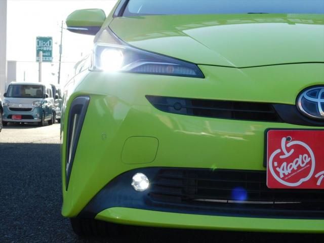 TOYOTA PRIUS 2018 Image 31