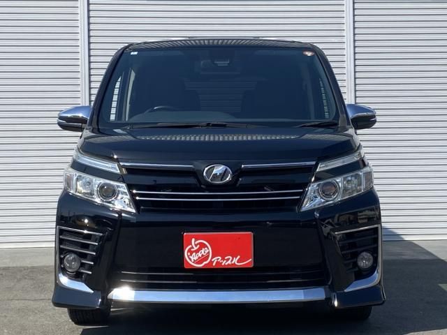 TOYOTA VOXY 2016 Image 31