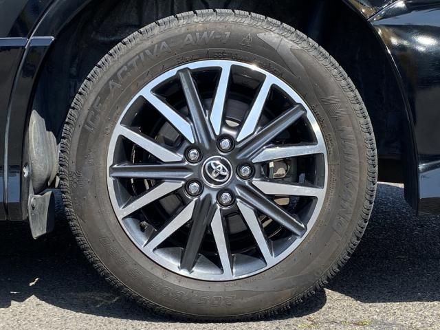 TOYOTA VOXY 2016 Image 31