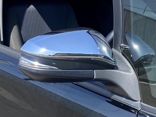 TOYOTA VOXY 2016 Image 31