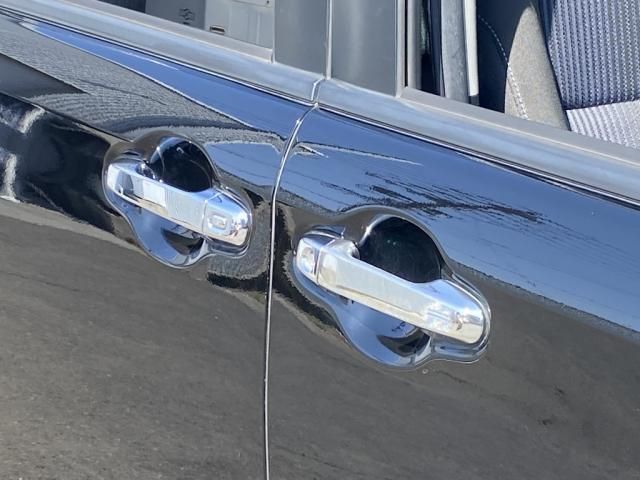 TOYOTA VOXY 2016 Image 31