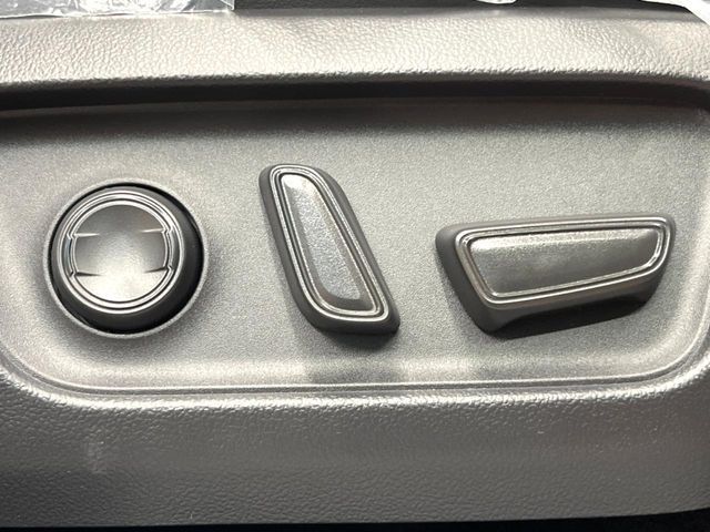 TOYOTA RAV4 HYBRID 4WD 2026 Image 31