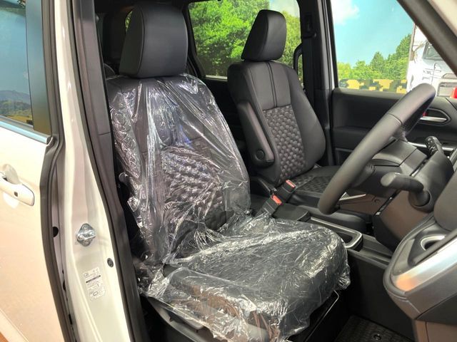 TOYOTA VOXY HYBRID 2026 Image 31