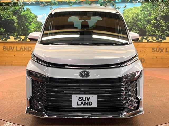 TOYOTA VOXY HYBRID 2026 Image 31