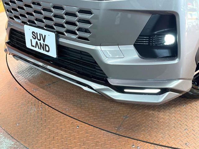 TOYOTA RAV4 HYBRID 4WD 2026 Image 31