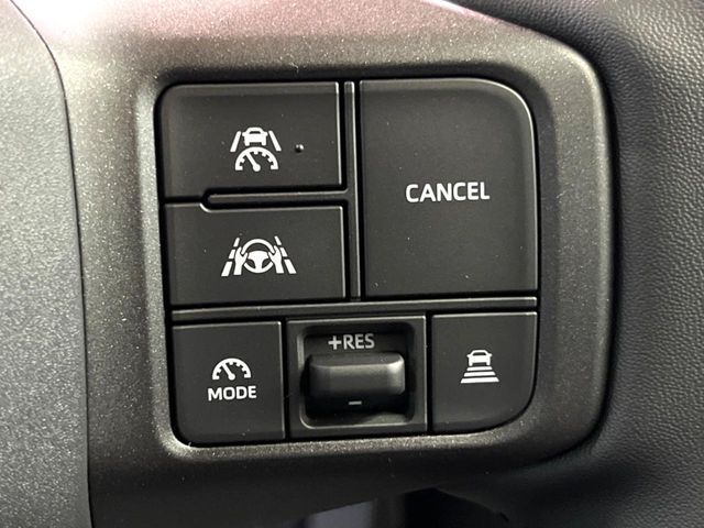 TOYOTA RAV4 HYBRID 4WD 2026 Image 31