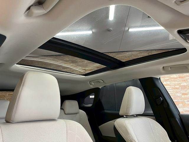 TOYOTA LEXUS RX450H+ 2023 Image 31