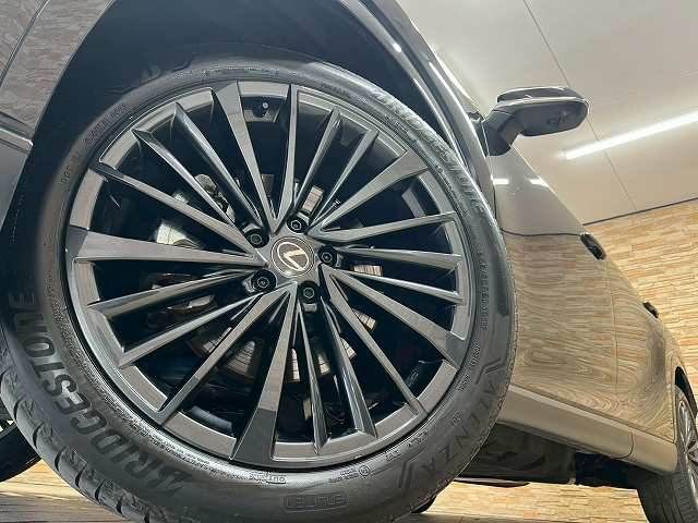 TOYOTA LEXUS RX450H+ 2023 Image 31