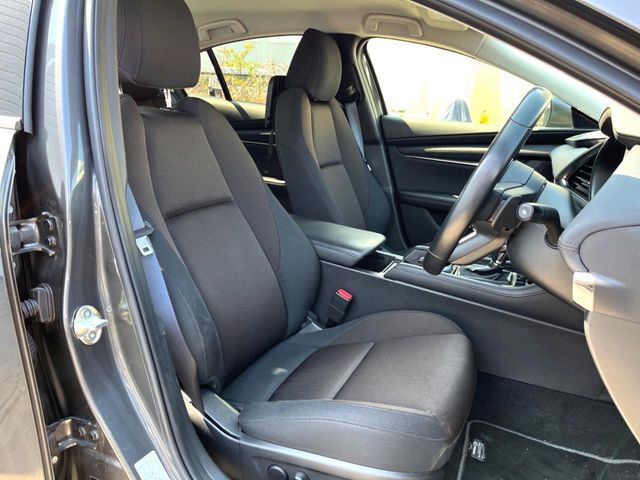 MAZDA 3 SEDAN 2023 Image 31