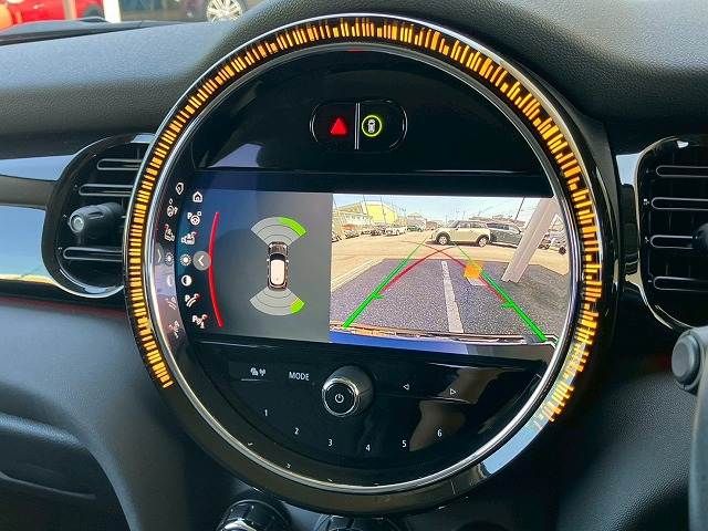 BMW MINI COOPER 5DOOR 2022 Image 31